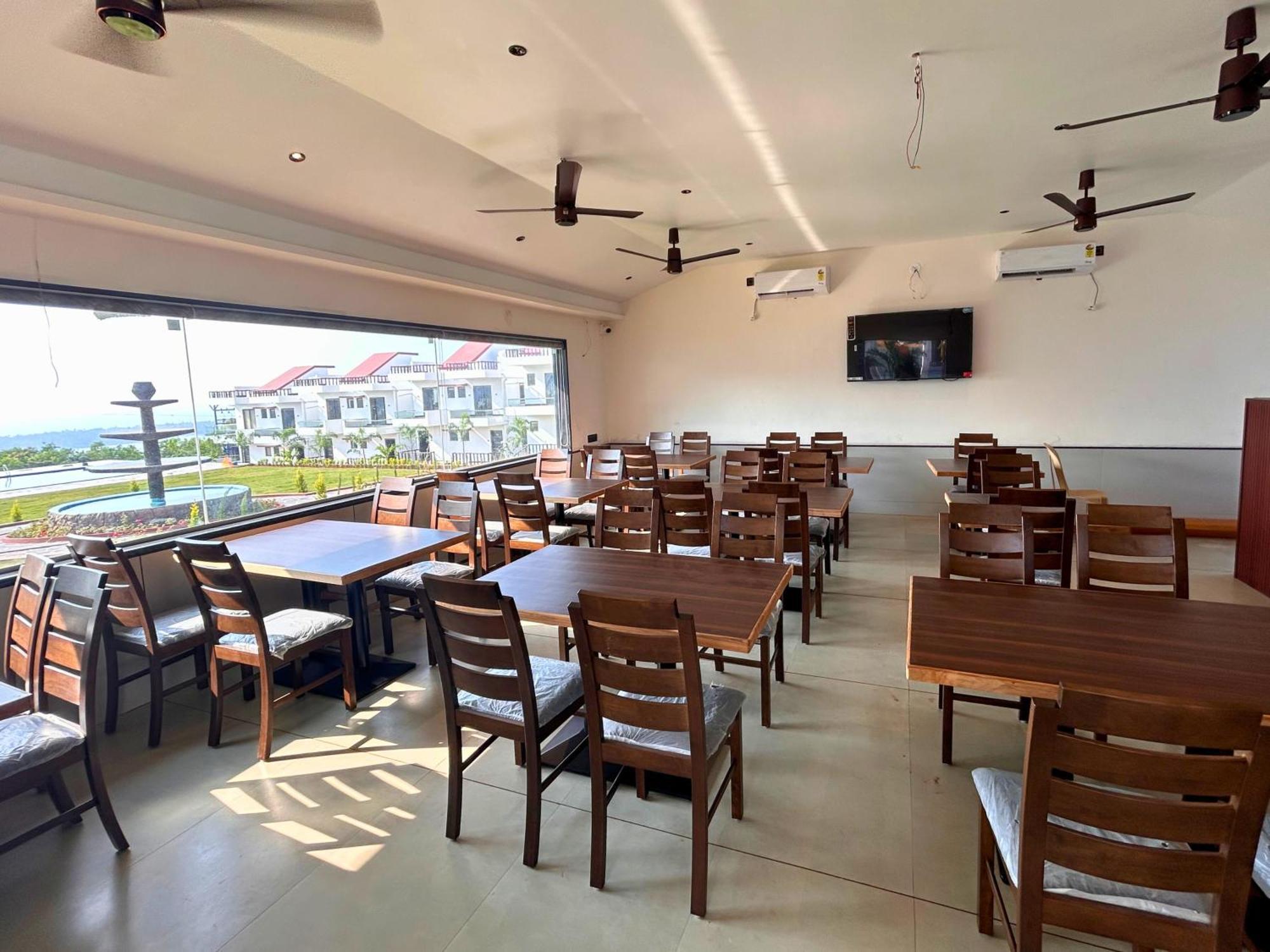 Baywatch Resort Bhogave Beach Vengurla 外观 照片