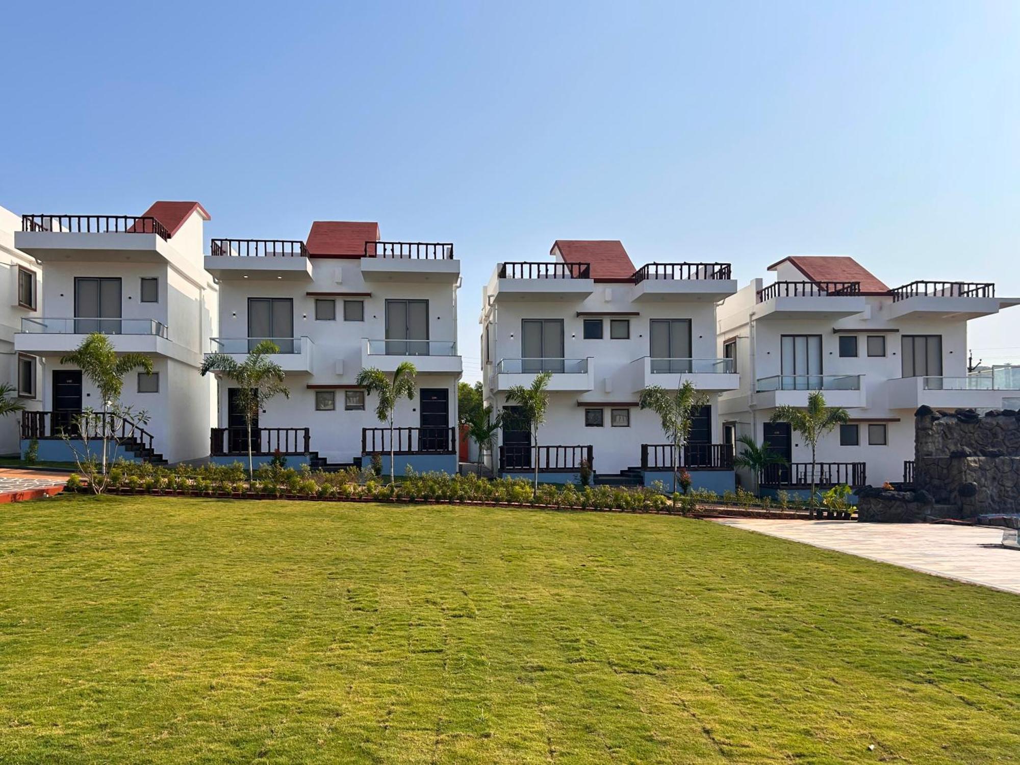 Baywatch Resort Bhogave Beach Vengurla 外观 照片